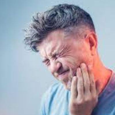 Dental injuries caused by foreign bodies in foods